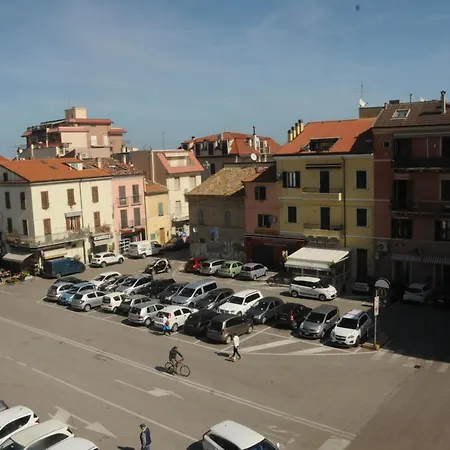 La Casa Di Luna San Benedetto del Tronto Exterior photo