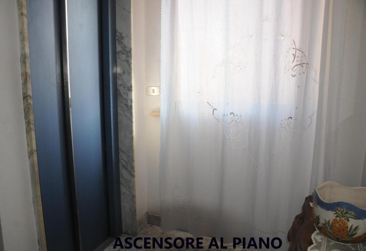 La Casa Di Luna Bed & Breakfast 2*