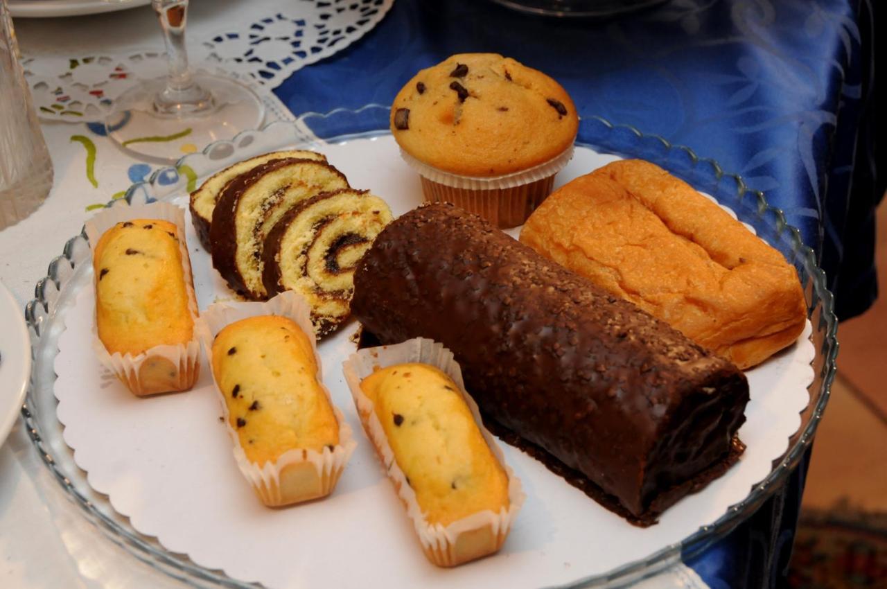 La Casa Di Luna Bed & Breakfast 2*